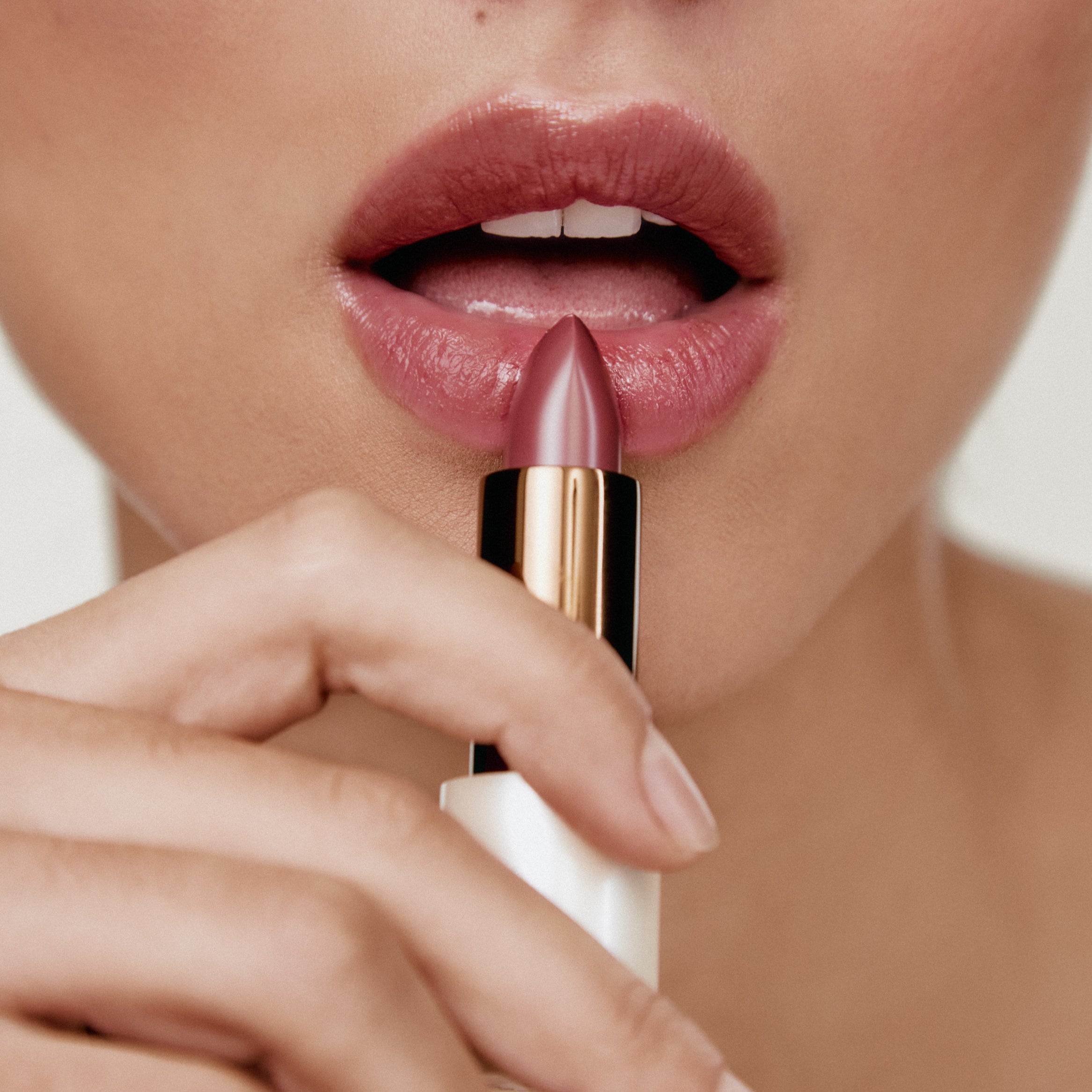 PINK VELVET LIPSTICK