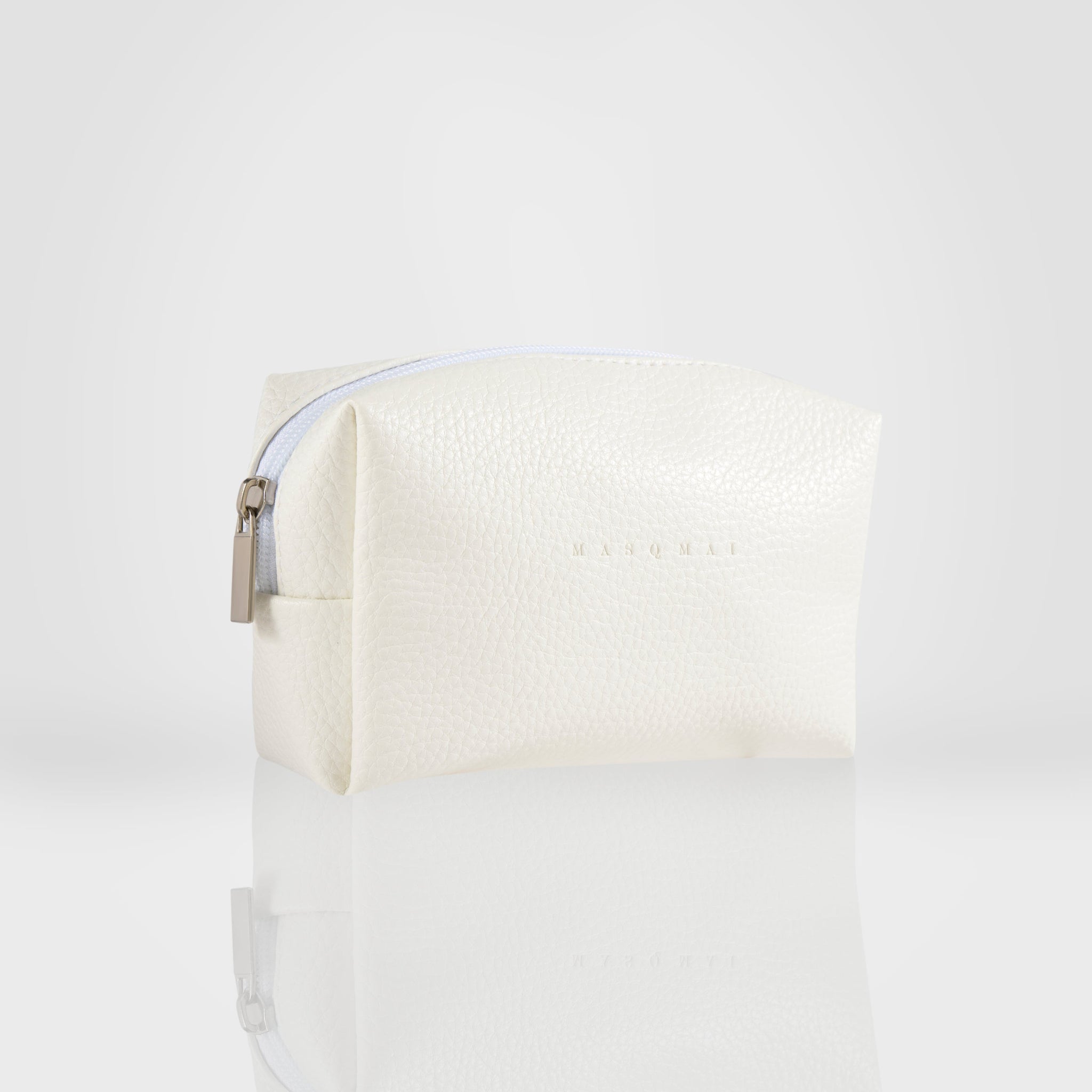 BEAUTY ESSENTIALS BAG